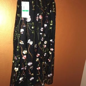 Spense embroidered NWT Skirts, Large